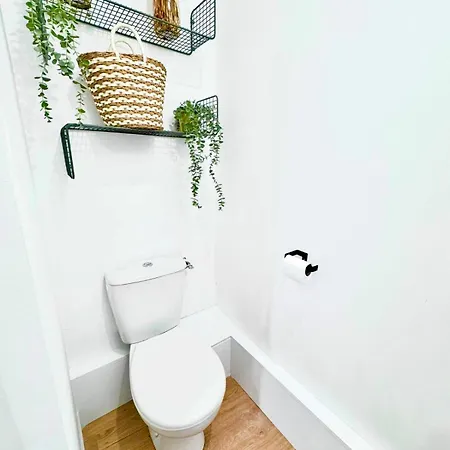 La Boetie, Cocon Central, Double Balneo Bathtub Bordeaux