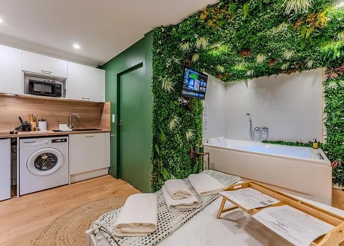 La Boétie, Cocon Central, Double Balneo Bathtub Apartamento