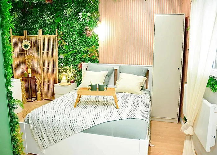 Apartman La Boetie, Cocon Central, Double Balneo Bathtub Bordeaux