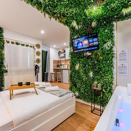 La Boetie, Cocon Central, Double Balneo Bathtub شقة بوردو