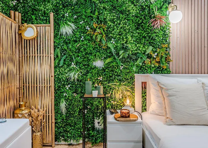 La Boetie, Cocon Central, Double Balneo Bathtub بوردو